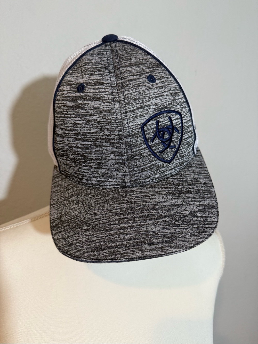 Ariat Snap Back Ball Cap/Hat - 110 Flexfit Tech